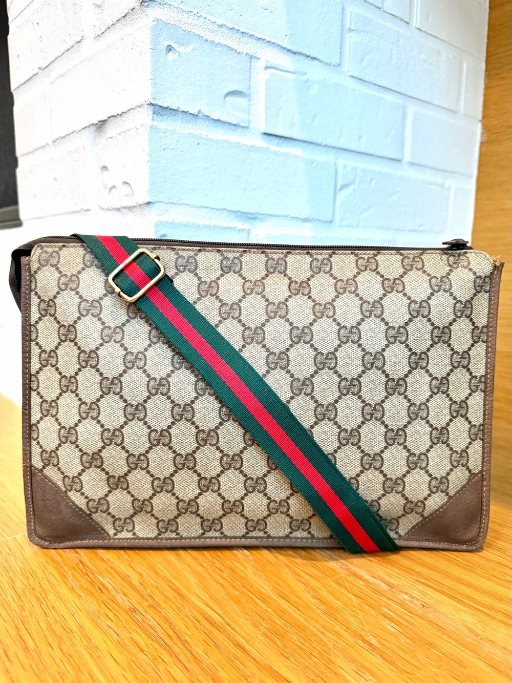 Gucci Authentic Vintage Monogram Canvas Clutch / Crossbody Bag - Picture 2 of 13